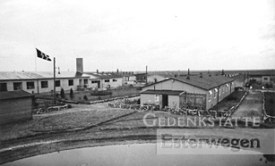 Die historischen Fotos zeigen die Grünanlagen im Bereich der Wachmannschaften.